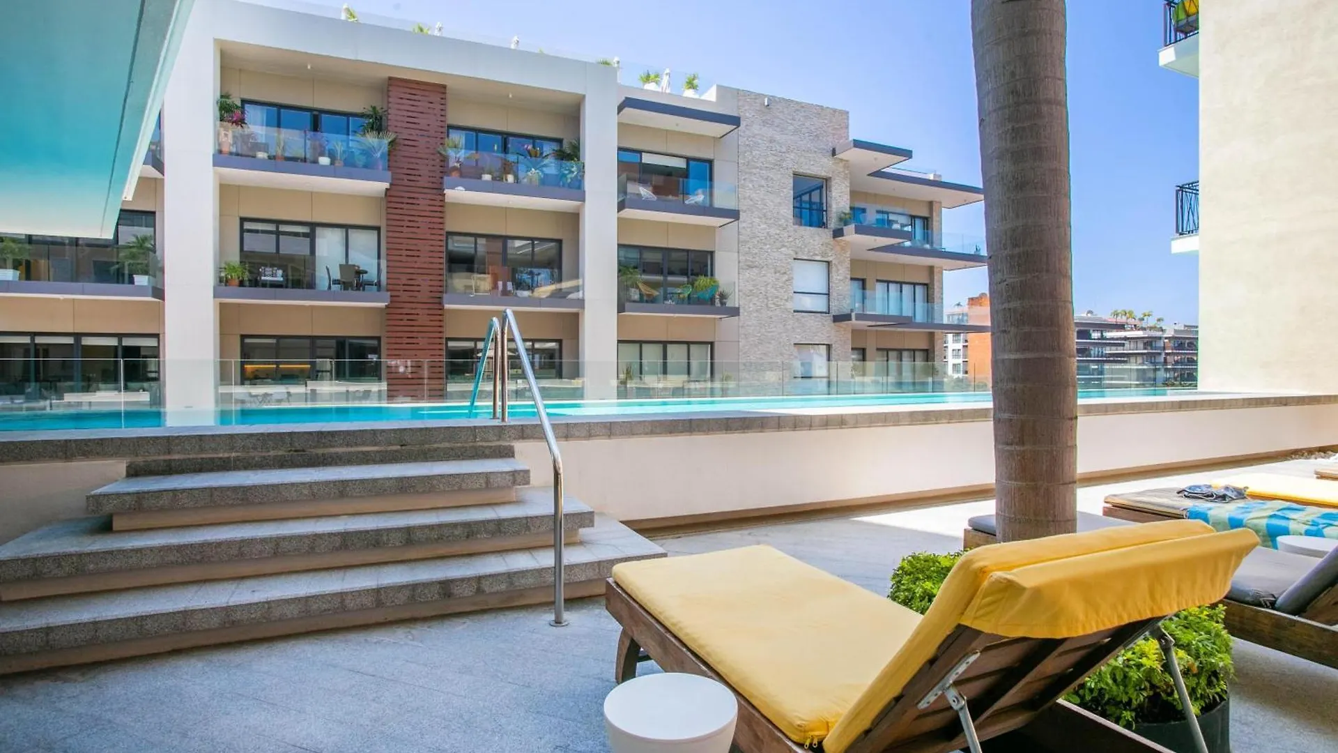 Вилла Modern 1Bd 2Ba, 2 Balconies, Pools And Gym Пуэрто-Вальярта